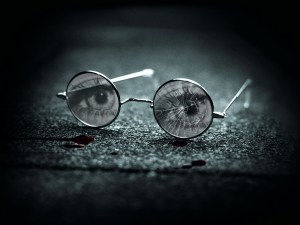 mmmkkkk_broken_glasses_1dygoqhne